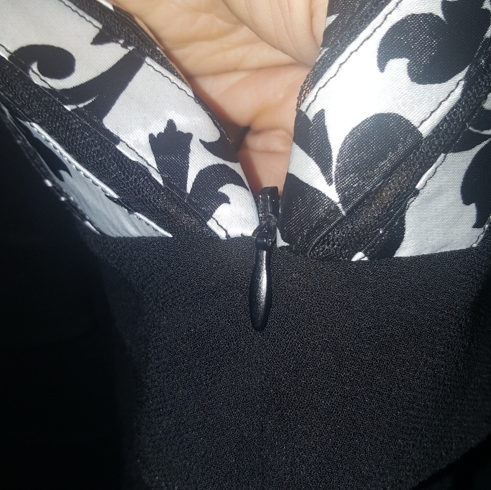 DRESS - Picture 3 of 5